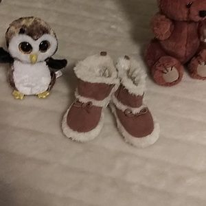 Koala baby brownleather w/ white furry trim& linin